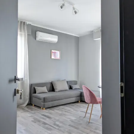 Apartment Center