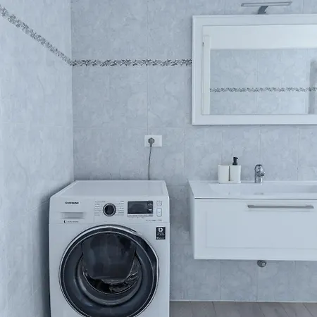 Apartment Center *